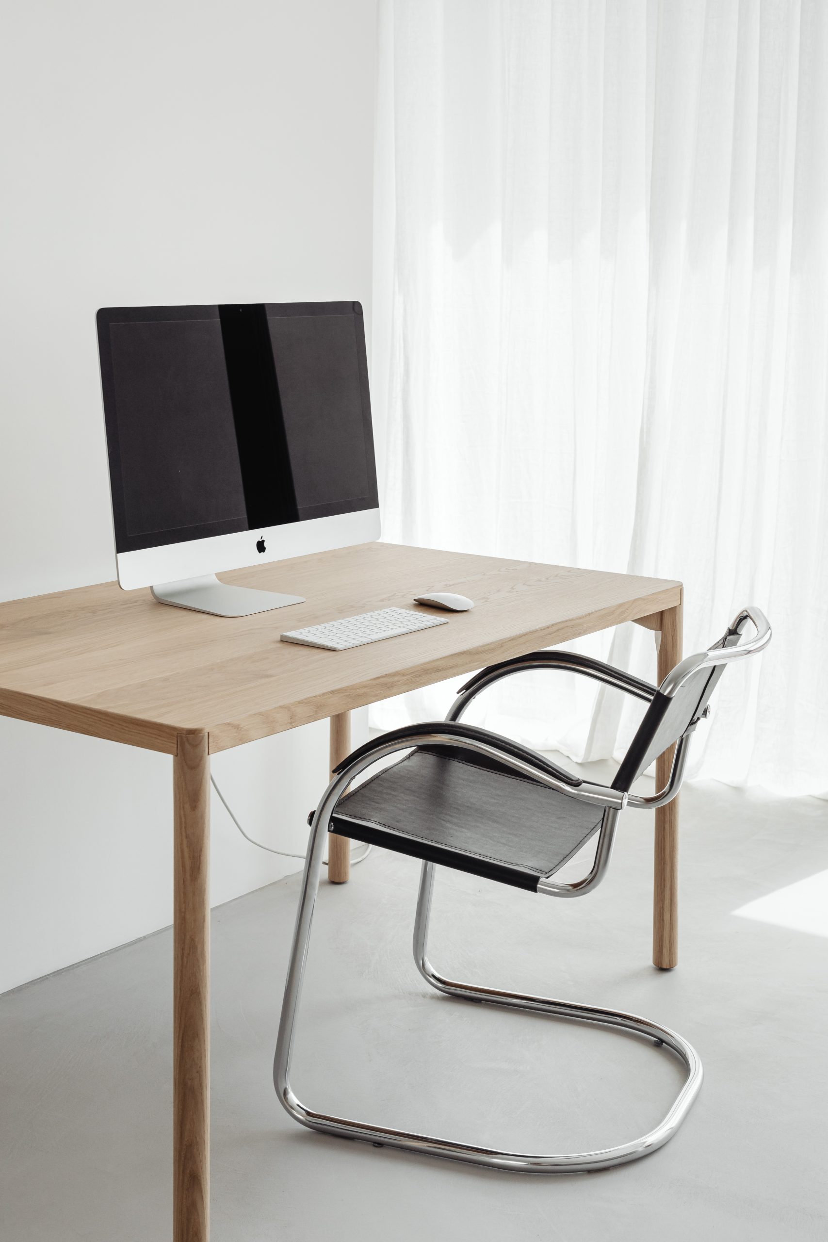 kaboompics_wooden-minimalist-computer-desk-27286